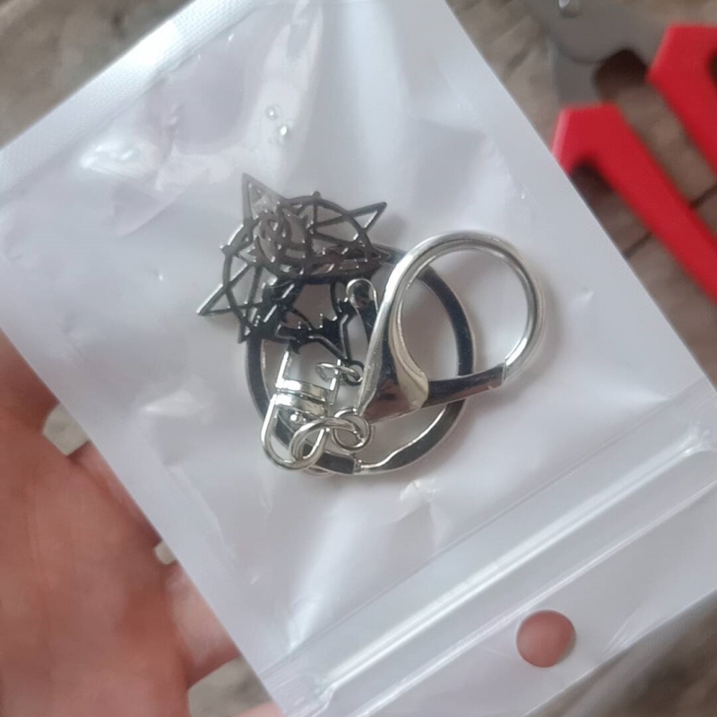 Brelok z symbolem / emblematem – Anime Merchandise Keychains recenzja i cena
