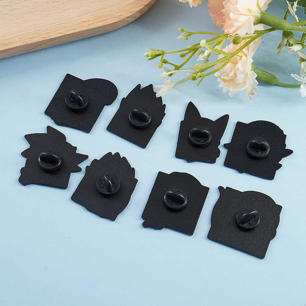 8 sztuk emaliowanych przypinek – Enamel Pin Set recenzja i cena